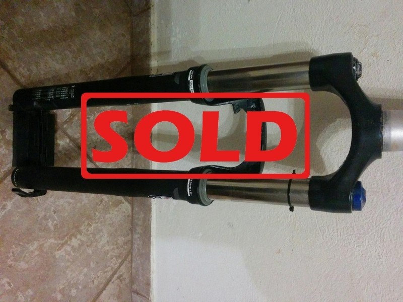 &Pi;&omega;&lambda;&epsilon;ί&tau;&alpha;&iota; &alpha;&nu;ά&rho;&tau;&eta;&sigma;&eta; Roskshox Recon Silver 2015