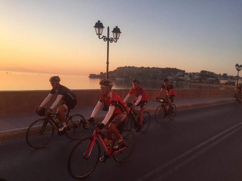 &Pi;&epsilon;&rho;&iota;&pi;έ&tau;&epsilon;&iota;&alpha; &sigma;&tau;&omicron; &Alpha;&iota;&gamma;&alpha;ί&omicron; &alpha;&pi;ό &tau;&omicron;&nu; &Pi;. &Sigma;&alpha;&mu;&alpha;&rho;ά