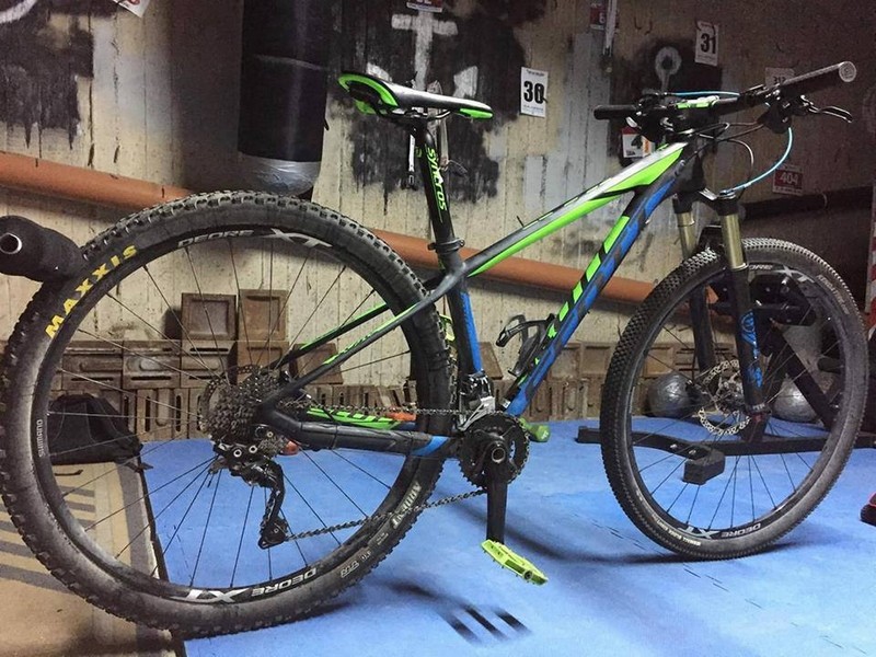 &Pi;&omega;&lambda;&epsilon;ί&tau;&alpha;&iota; SCOTT 29&rsquo; Carbon