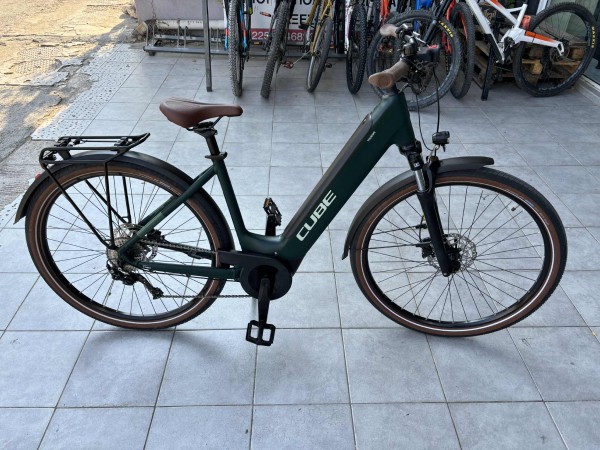 Πωλείται Cube Touring hybrid easy entry