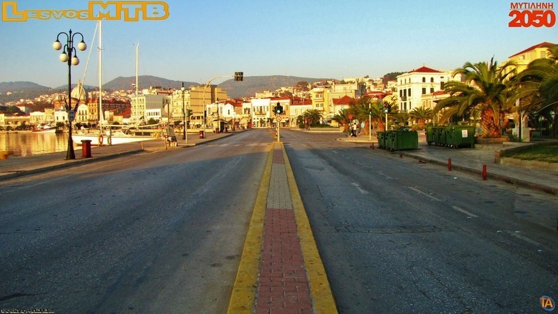 &Tau;&omicron; &iota;&sigma;&tau;&omicron;&rho;&iota;&kappa;ό &kappa;έ&nu;&tau;&rho;&omicron; &chi;&omega;&rho;ί&sigmaf; &alpha;&upsilon;&tau;&omicron;&kappa;ί&nu;&eta;&tau;&alpha;