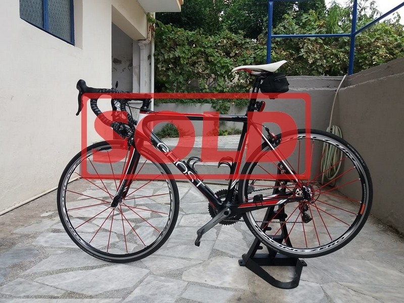 &Pi;&omega;&lambda;&epsilon;ί&tau;&alpha;&iota; GHOST EBS RACE LECTOR &nu;έ&alpha; &tau;&iota;&mu;ή