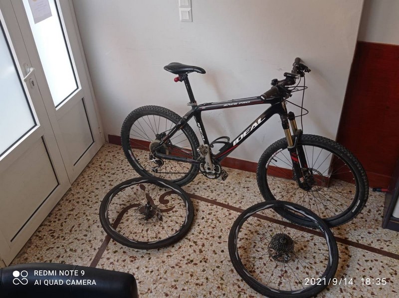 &Pi;&omega;&lambda;&epsilon;ί&tau;&alpha;&iota; IDEAL Race Pro