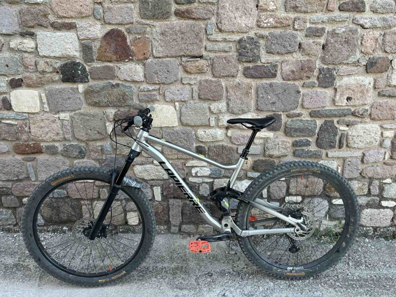 &Pi;&omega;&lambda;&epsilon;ί&tau;&alpha;&iota; &pi;&omicron;&delta;ή&lambda;&alpha;&tau;&omicron; &beta;&omicron;&upsilon;&nu;&omicron;ύ full suspension Lapierre Zesty
