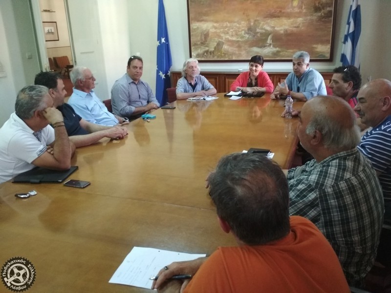 &Sigma;&upsilon;&nu;ά&nu;&tau;&eta;&sigma;&eta; &alpha;&theta;&lambda;&eta;&tau;&iota;&kappa;ώ&nu; &sigma;&upsilon;&lambda;&lambda;ό&gamma;&omega;&nu; &Lambda;έ&sigma;&beta;&omicron;&upsilon; &mu;&epsilon; &sigma;&tau;&epsilon;&lambda;έ&chi;&eta; &upsilon;&pi;&omicron;&upsilon;&rho;&gamma;&epsilon;ί&omega;&nu;