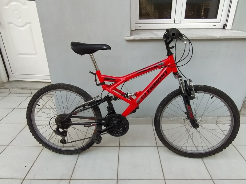 &Pi;&omega;&lambda;&epsilon;ί&tau;&alpha;&iota; CLERMONT 24&rdquo;