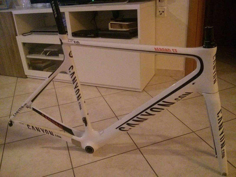 &Pi;&omega;&lambda;&epsilon;ί&tau;&alpha;&iota; Canyon Aeroad Cf