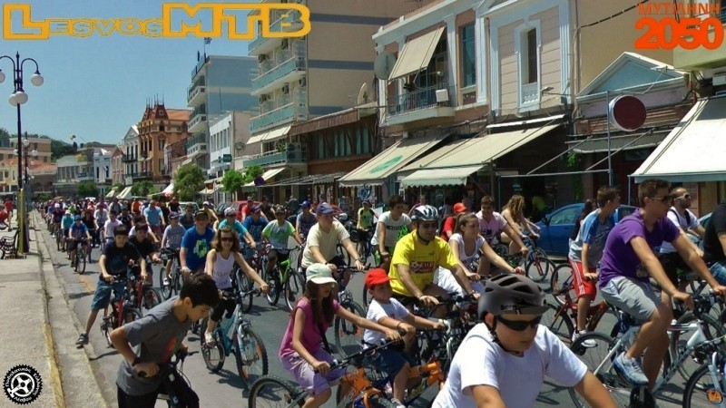 &Kappa;&upsilon;&rho;&iota;&alpha;&kappa;ή &chi;&omega;&rho;ί&sigmaf; &alpha;&upsilon;&tau;&omicron;&kappa;ί&nu;&eta;&tau;&alpha;