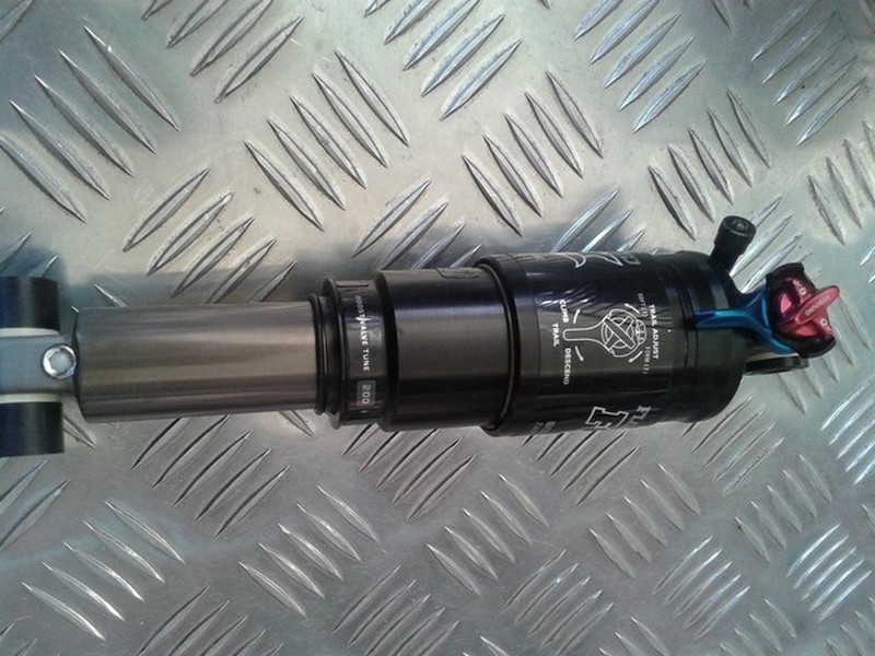 &Pi;&omega;&lambda;&epsilon;ί&tau;&alpha;&iota; Fox CTD 200x51 2013 new