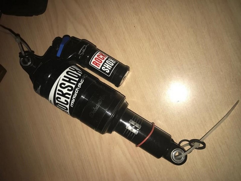 &Pi;&omega;&lambda;&epsilon;ί&tau;&alpha;&iota; Rock Shox Monarch plus RC3 Debonair