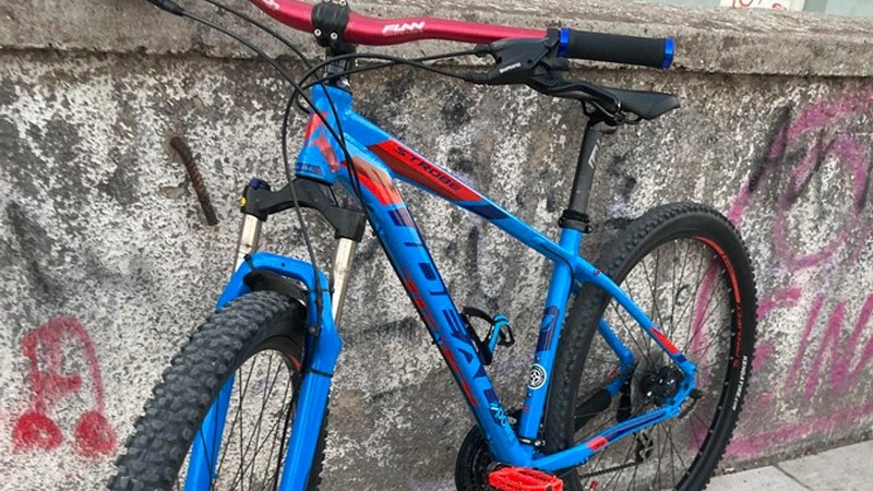 &Pi;&omega;&lambda;&epsilon;ί&tau;&alpha;&iota; Ideal strobe 2020